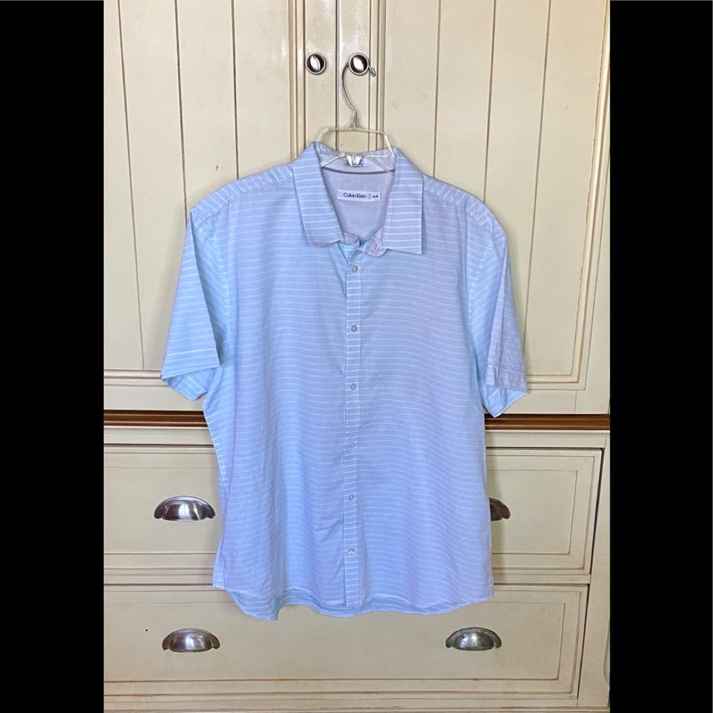 🌟Calvin Klein Button Down Shirt🌟NWOT🌟
